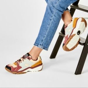 NWOT Merrell Boulder Range Trail Shoes